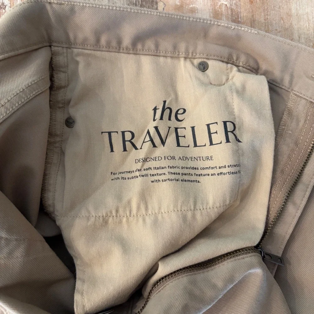 Banana Republic Mens Straight Fit Traveler Pant Khaki Tan Italian Fabric 40x34
